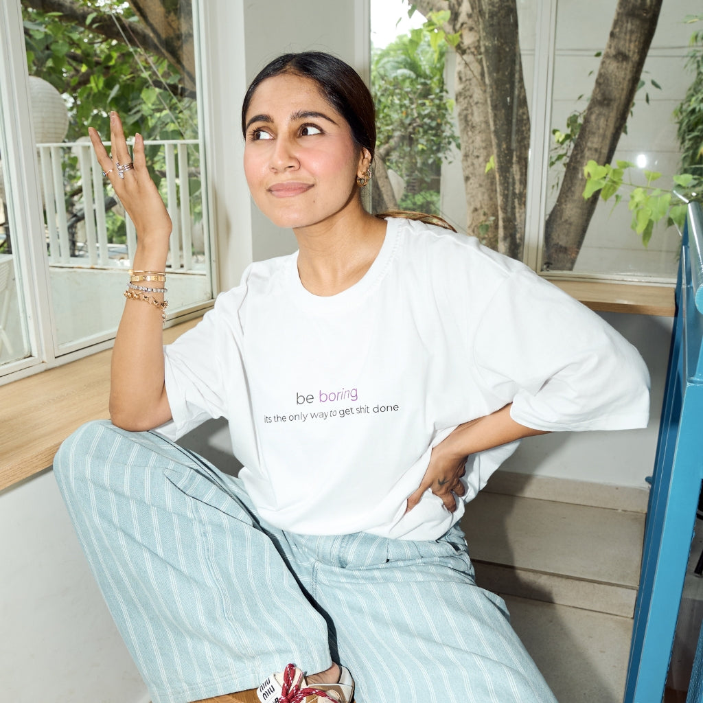 Be boring Oversized Tshirt