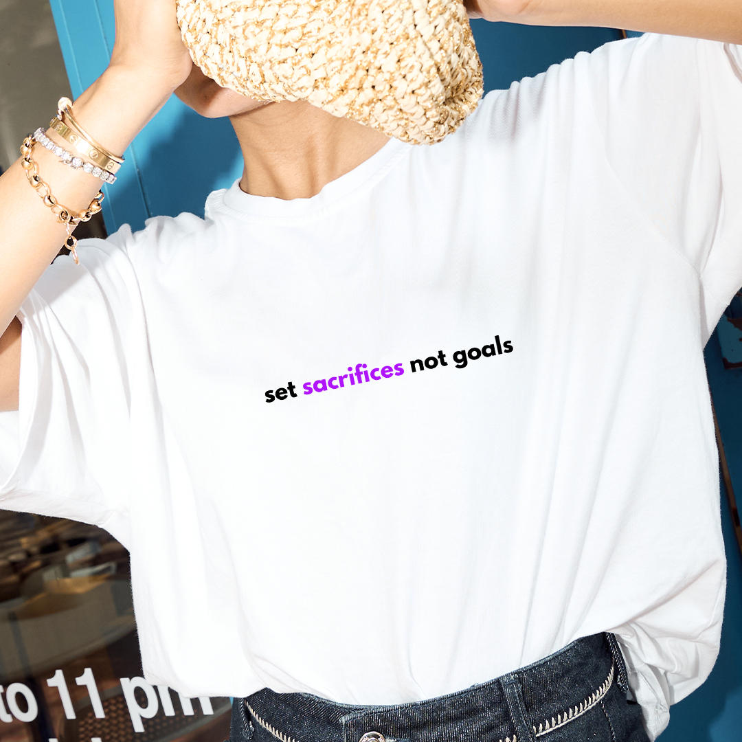Set sacrifices (Oversized Tshirt)