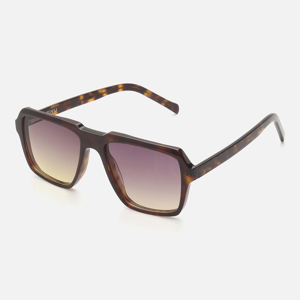 Tigris Brown